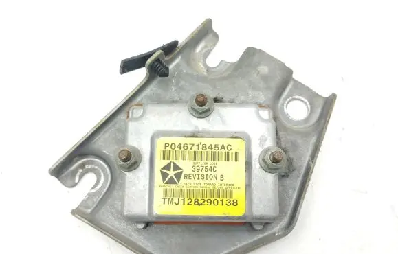 Chrysler PT Cruiser Airbag deployment crash/impact sensor P04671845AC