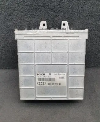 Audi A4 S4 B5 8D Engine control unit/module 8D0907557CX 0261203938