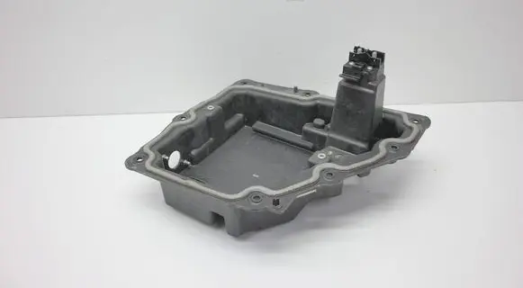 Land Rover Range Rover Sport L461 Battery box tray M8E210697BF