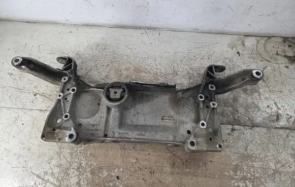 Volkswagen Golf Plus Front subframe 1K0199369F