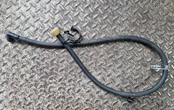 Ram 1500 Breather/breather pipe/hose 05281563AC
