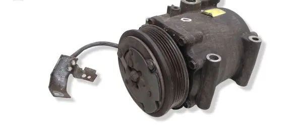 Ford Fiesta Air conditioning (A/C) compressor (pump) 