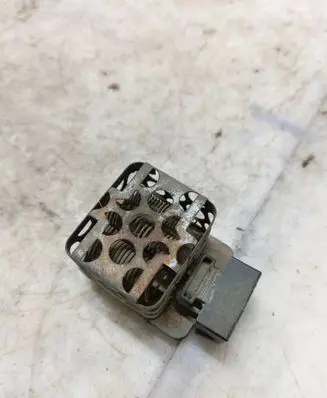 Mercedes-Benz E W124 Heater blower motor/fan resistor 