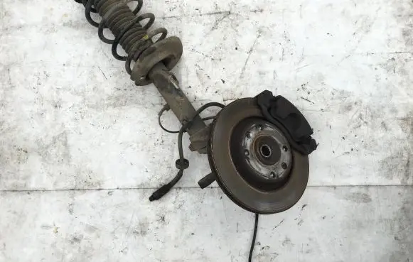 Peugeot 208 Front wheel hub spindle knuckle P55
