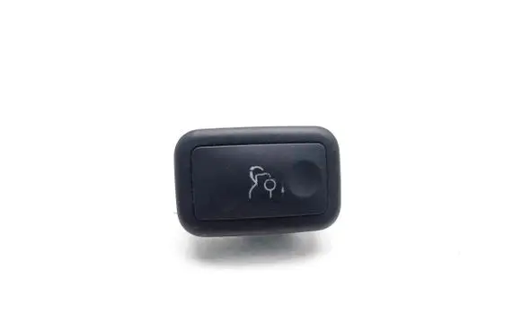 Tailgate opening switch