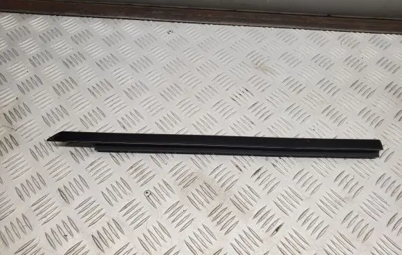 Mercedes-Benz SL R231 Rear door glass trim molding A2316700438