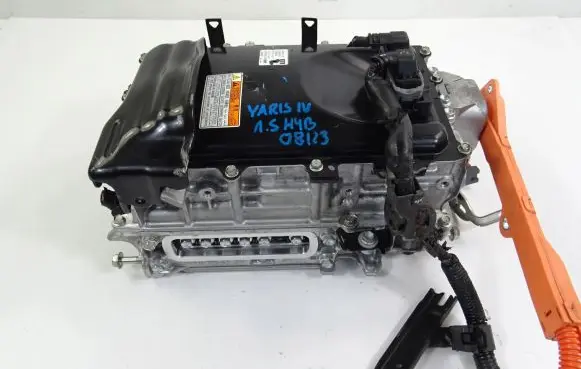 Toyota Yaris XP210 Hybrid/electric vehicle battery bracket G9200-K0011