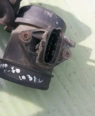 Volvo V70 Mass air flow meter 9470640 0280218045