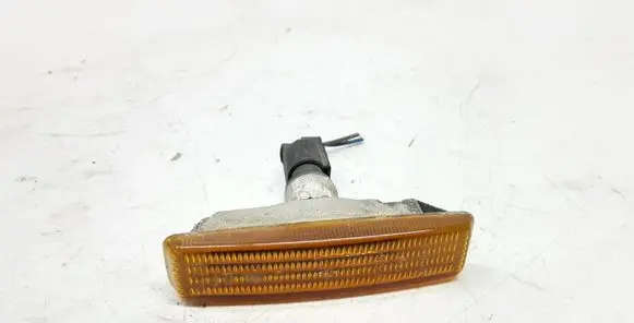 BMW 5 E39 Front fender indicator light