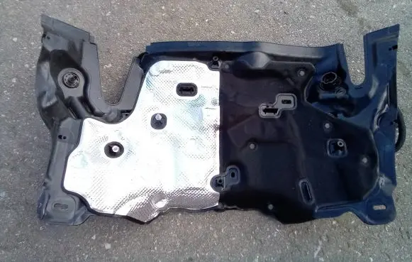 Mercedes-Benz E W214 Heat shield in engine bay A2546200300 A2064304500