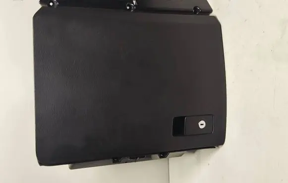 Volkswagen PASSAT B6 Glove box A35110 P0108671 3C1857097AH