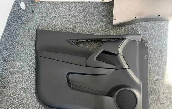 Nissan Qashqai Front door card panel trim 809234EA1A