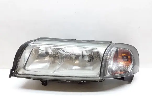 Volvo S80 Headlight/headlamp 8693557
