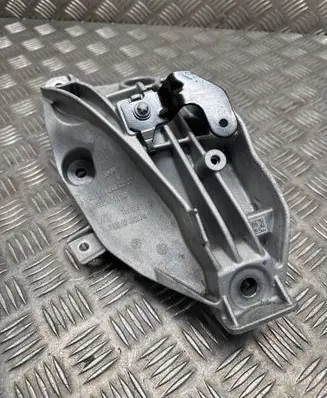 BMW X5 G05 Engine mounting bracket 9844633