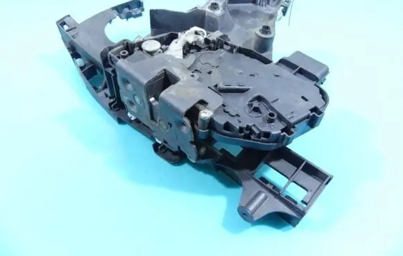Volvo S40 Front door lock 30753658 IMPRK1268379
