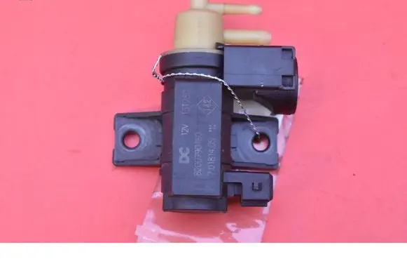 Renault Captur Vacuum valve 8200790180