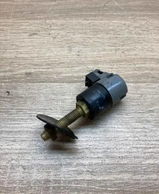 BMW 5 E39 Sensor 1181103