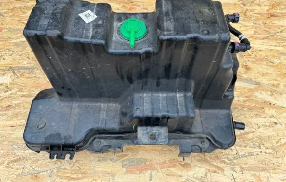 Renault Master III AdBlue liquid reservoir 4113201AA 172A24289R