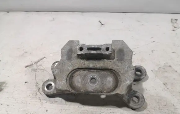 Audi A6 S6 C7 4G Gearbox mounting bracket 8K0399115T