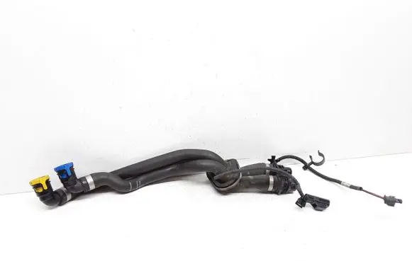 Volvo V60 Engine coolant pipe/hose 31368175