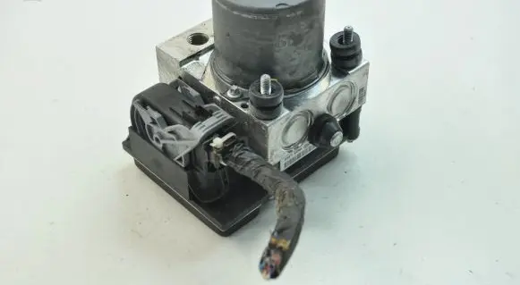Jaguar XF X250 ABS Pump CX232C405BE