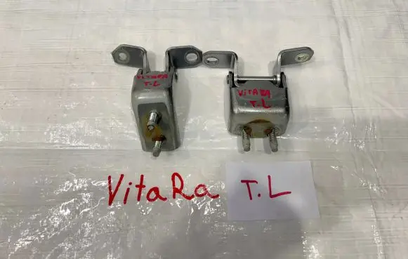 Suzuki Vitara (LY) Rear door hinge set 
