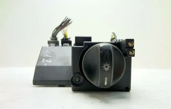 Mercedes-Benz E W210 Light switch A2105451104 2105451104