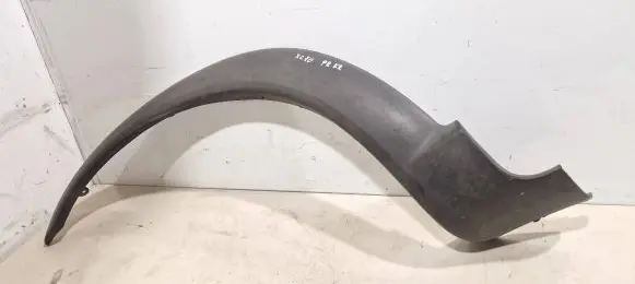 Front arch trim