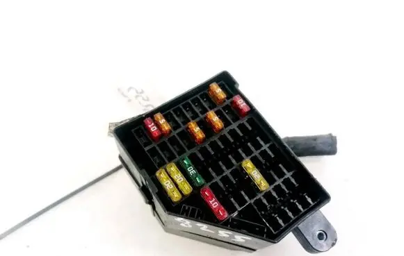 Volkswagen PASSAT B6 Fuse box set
