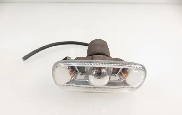 Audi A4 S4 B7 8E 8H Front fender indicator light 8E0949127