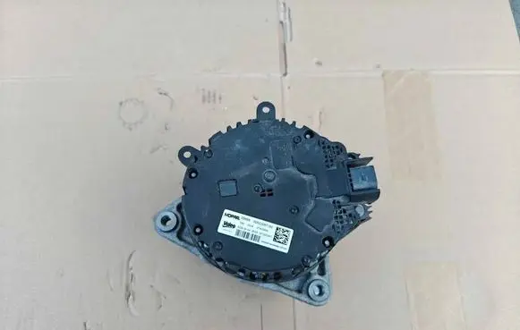 Fiat 500 Generator/alternator 00522087180 2740599A
