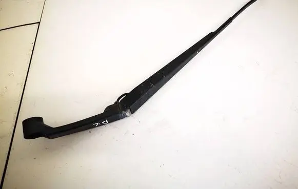 Peugeot 4007 Front wiper blade arm