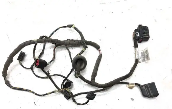 Opel Meriva B Front door wiring loom 13362937 31102011 DSM10113