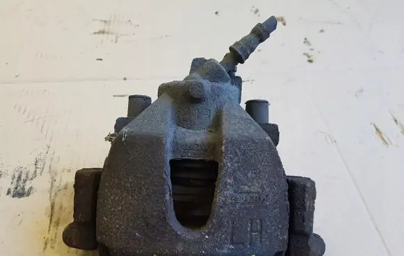 Volvo V50 Front brake caliper