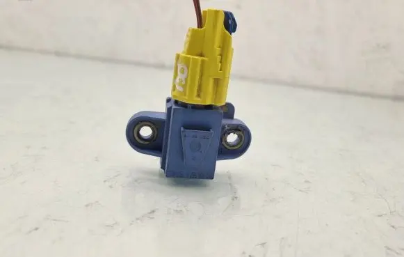 Volkswagen PASSAT B6 Airbag deployment crash/impact sensor 1K0955557A