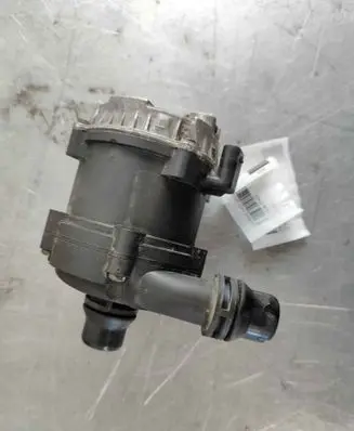 BMW 5 G30 G31 G38 Electric auxiliary coolant/water pump 11518637952 11518482744 8637952