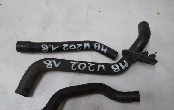Mercedes-Benz C W202 Engine coolant pipe/hose 2028321494