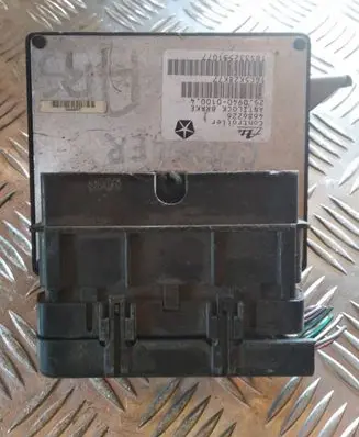 Chrysler Voyager ABS control unit/module 1GC5K28K77 TBS332531077 4686226