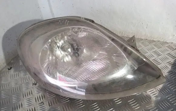 Nissan Primastar Headlight/headlamp