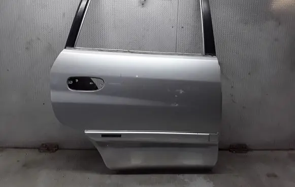 Mitsubishi Space Star Rear door