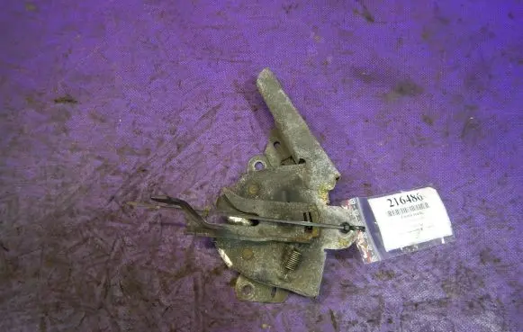 Mitsubishi Lancer Engine bonnet/hood lock/catch
