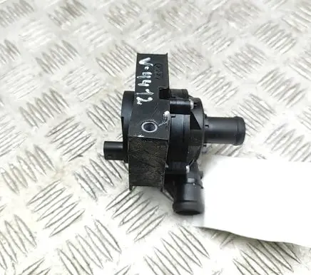 Volkswagen T-Roc Electric auxiliary coolant/water pump 5Q0965567N