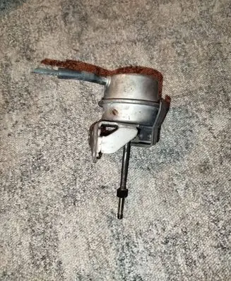 Nissan Qashqai+2 Turbine electric control actuator 255124