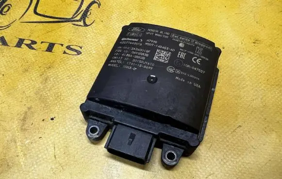 Ford Bronco Blind spot module M2DT-14D453-AD M2DT14D453AD