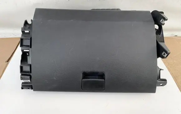 Renault Master III Glove box 685006535R