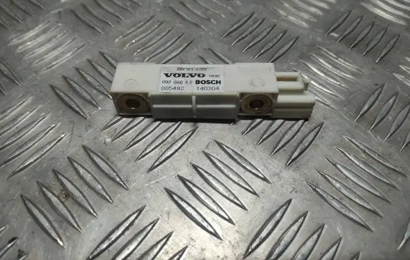 Volvo XC90 Airbag deployment crash/impact sensor 8651755 140304 005492