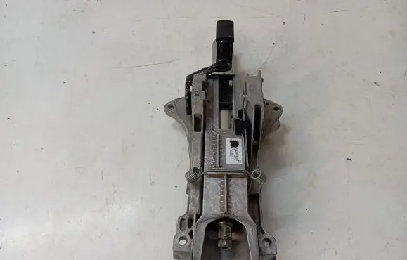 Mercedes-Benz GLA W156 Steering wheel axle A2464608901