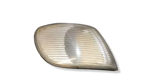 Audi A6 S6 C4 4A Front indicator light 145842
