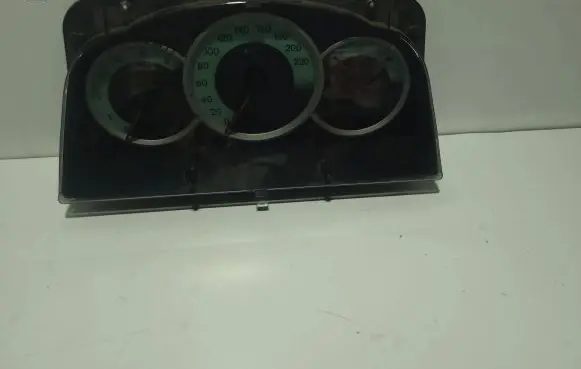 Toyota Corolla Verso AR10 Speedometer (instrument cluster) 838000F060L