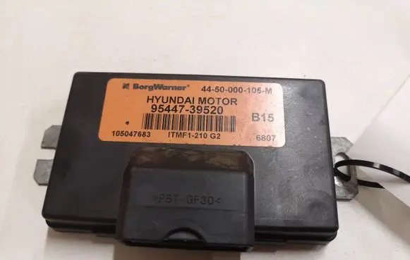 Hyundai Santa Fe Gearbox control unit/module 9544739520 4450000105M 105047683